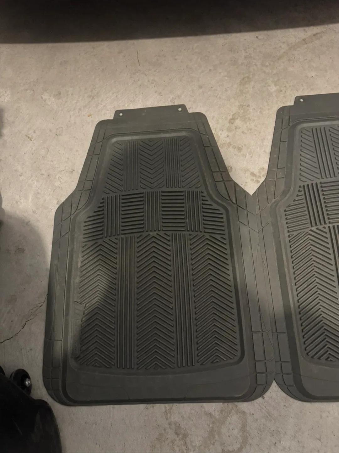 Set of Gray Car Floor Mats image indicator(3)