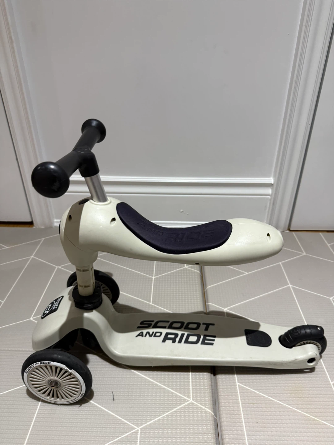 Scoot and Ride Highwaykick 1 Scooter - photo 4