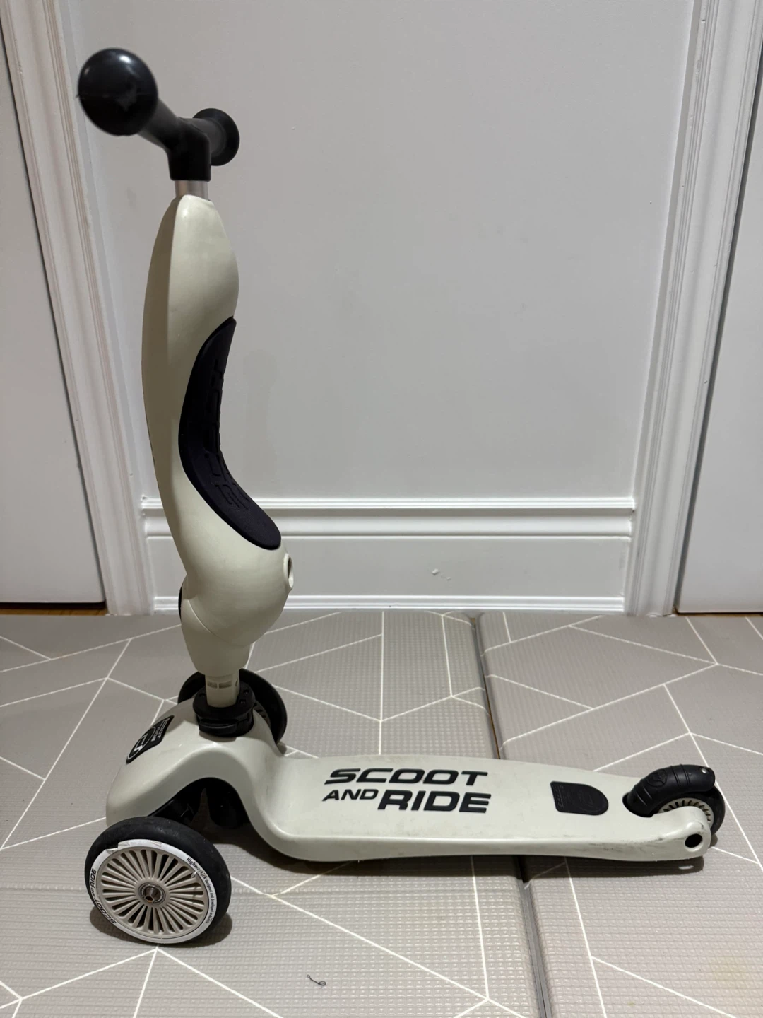 Scoot and Ride Highwaykick 1 Scooter - photo 2