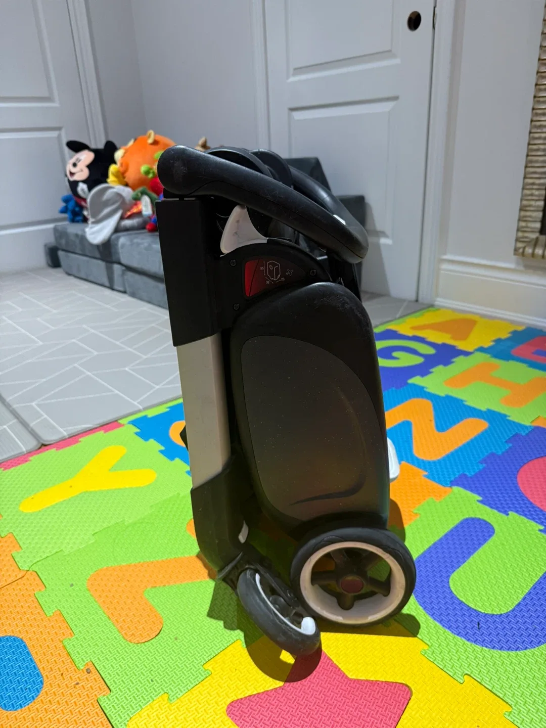 Bugaboo Ant Compact Stroller - Black image indicator(9)