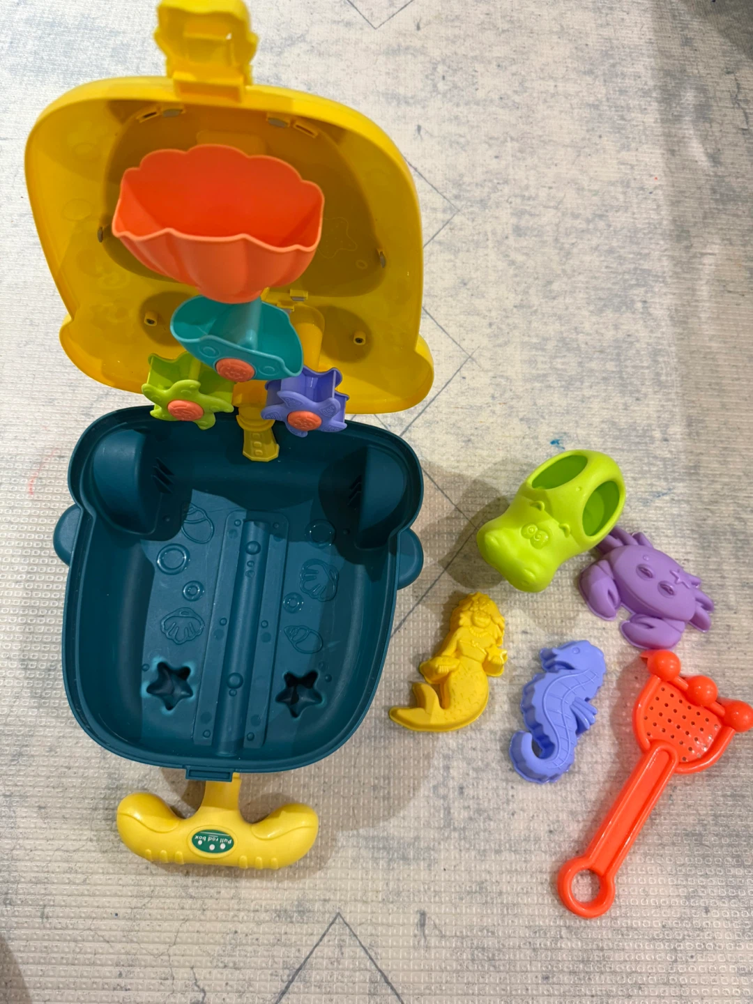 Hippo Sand Water luggage Toy - photo 2