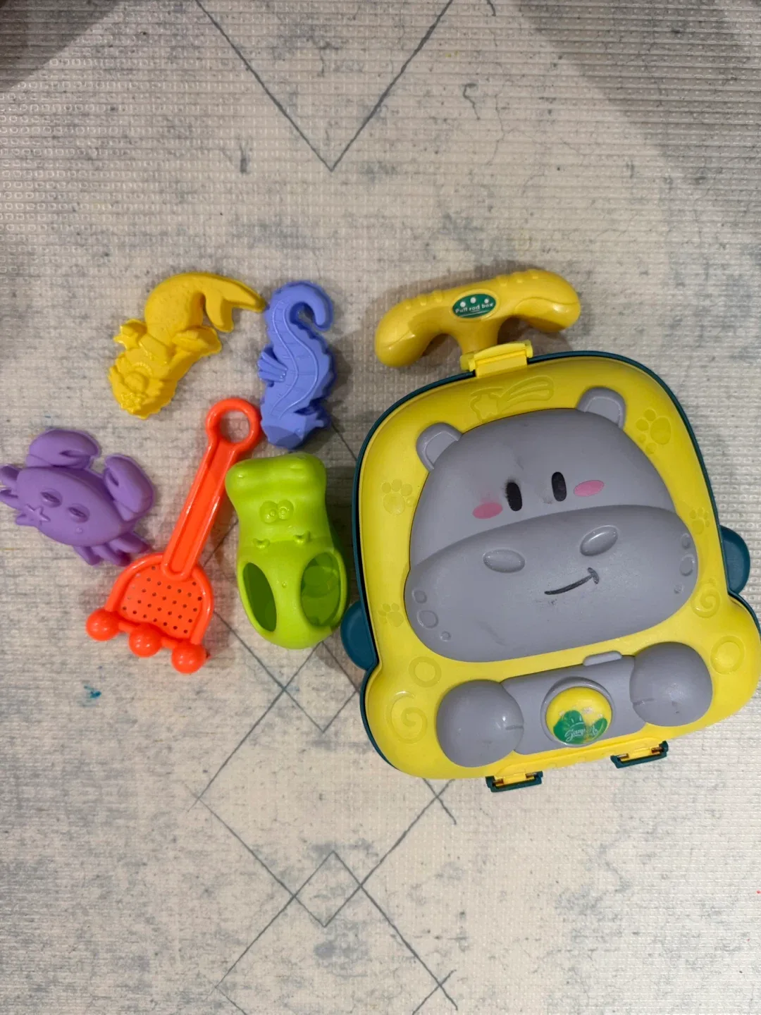 Hippo Sand Water luggage Toy