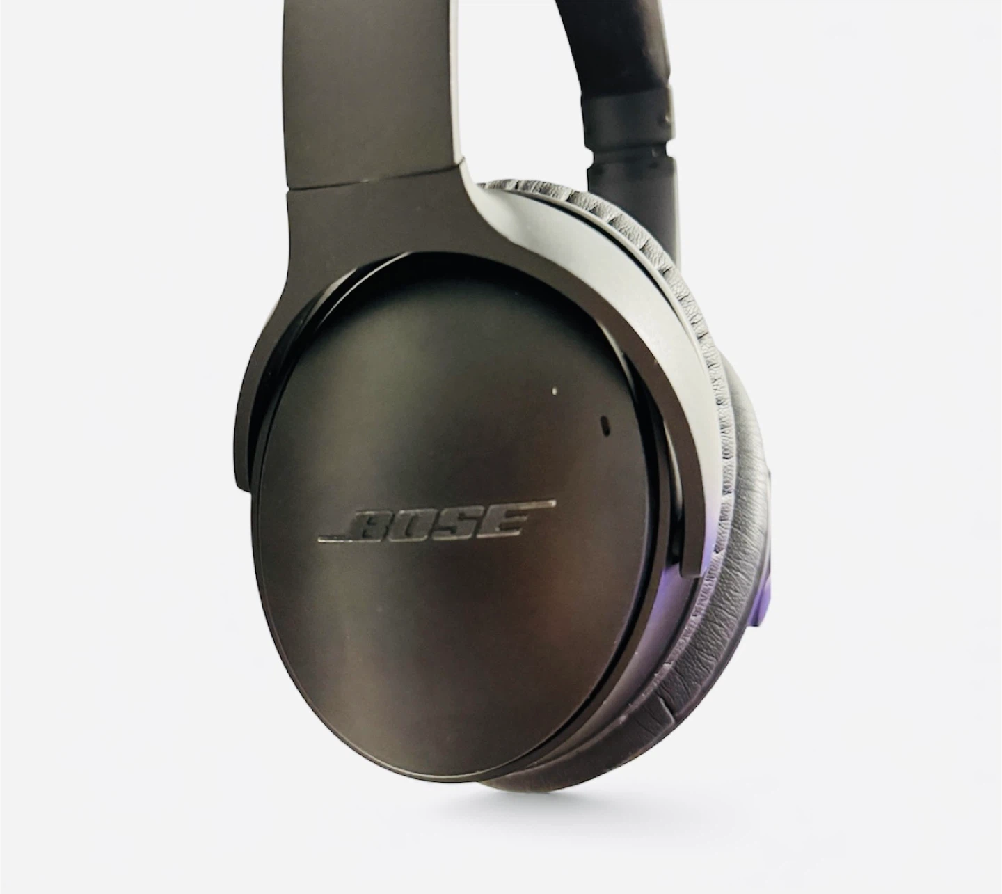 Bose QuietComfort 35 (QC35) Wireless Headphones – Black - photo 2