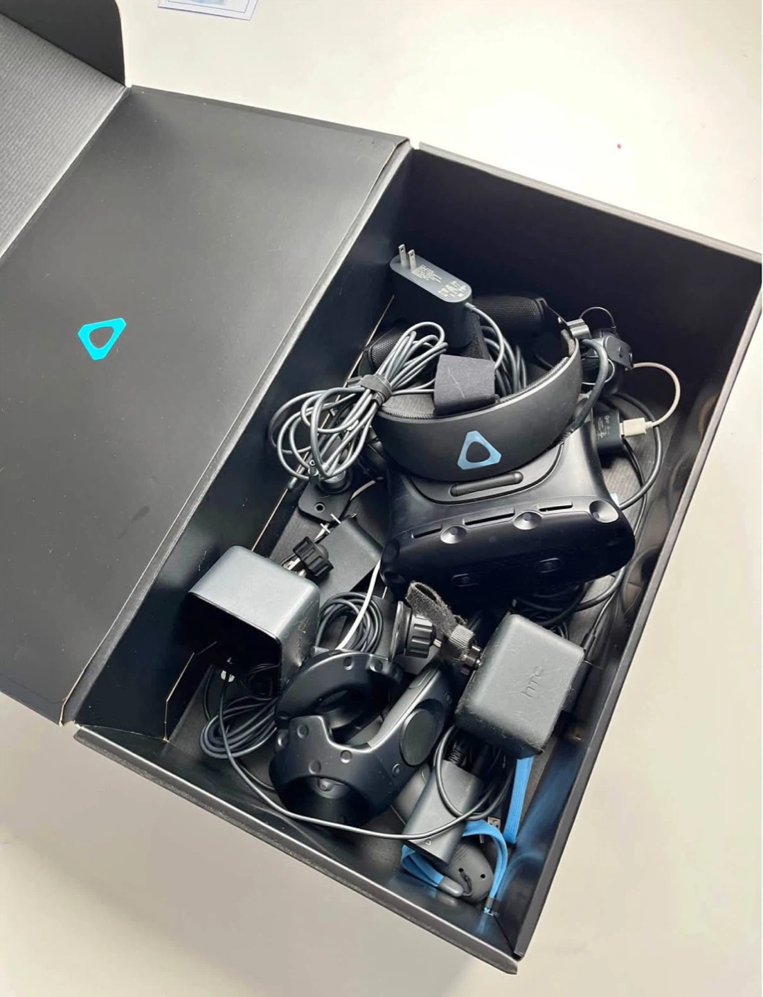 HTC Vive VR Headset with Box - photo 2