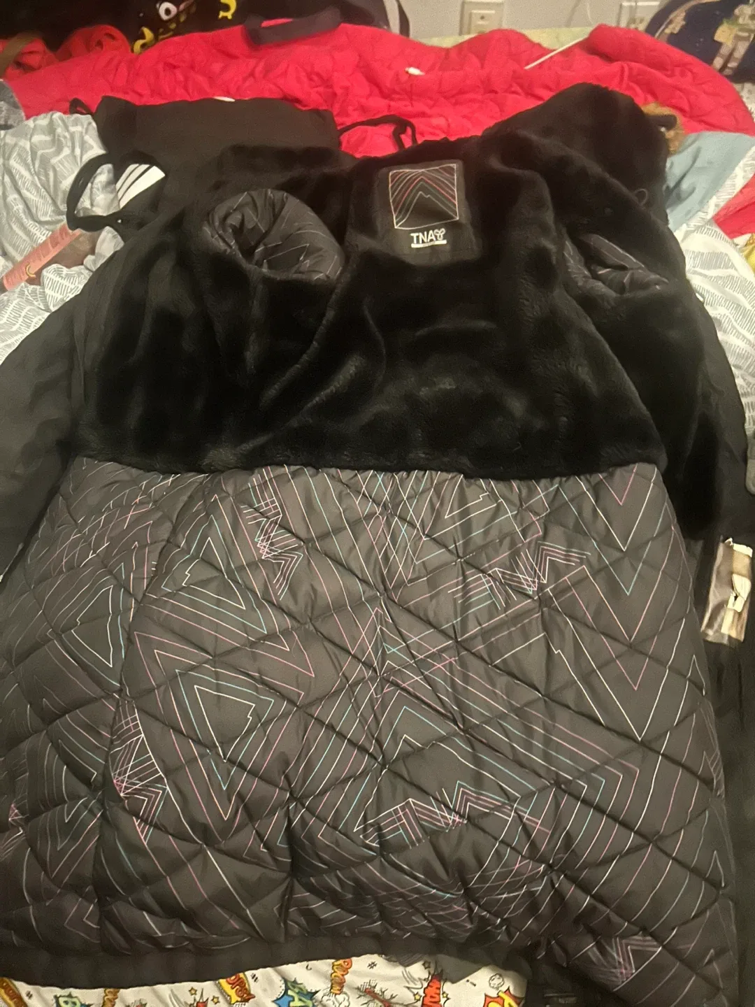 INAV Black Winter Jacket image indicator(2)