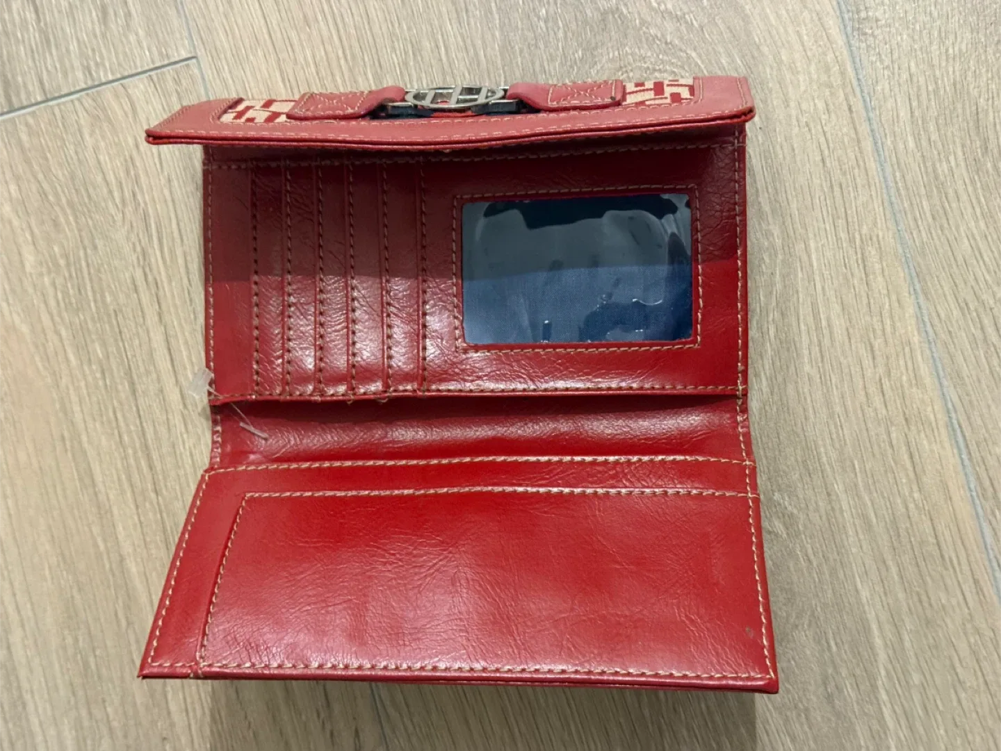 Tommy Hilfiger Red Vintage Wallet image indicator(3)