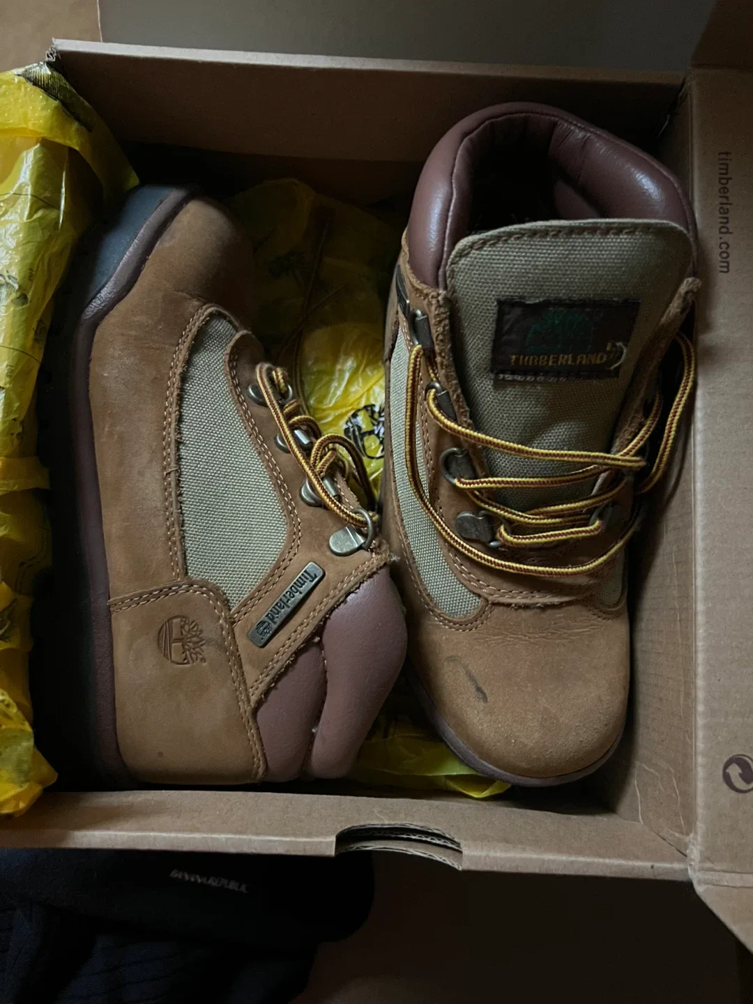 Timberland Youth's Field Boots - Size 1.5 image indicator(6)