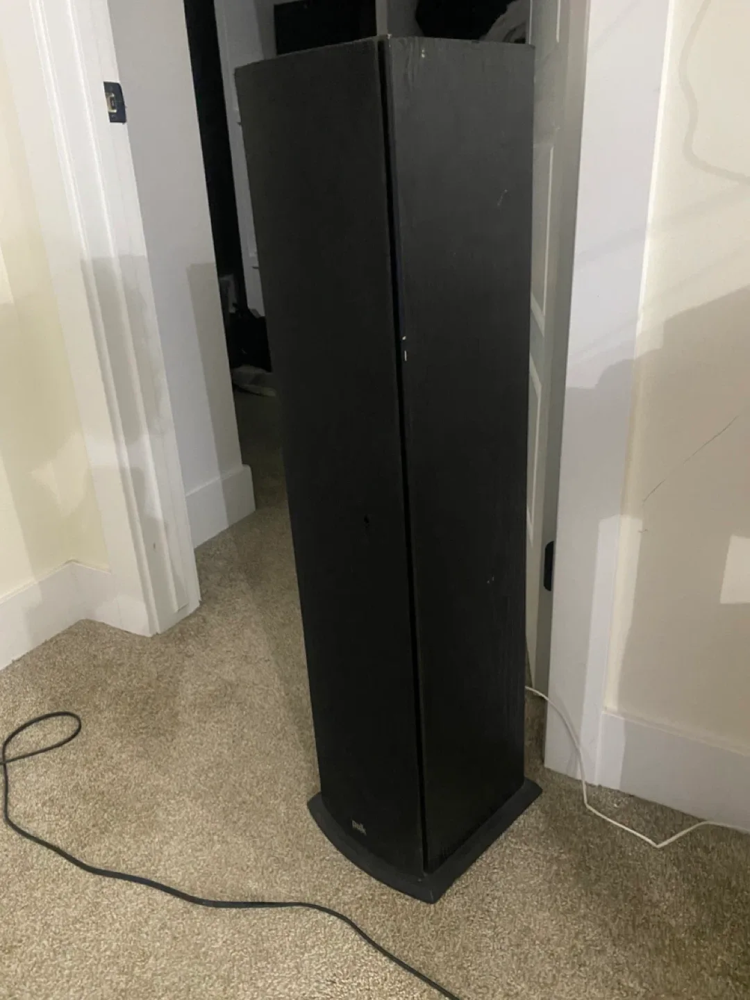 Polk Audio Floor Standing Speaker - Black image indicator(5)