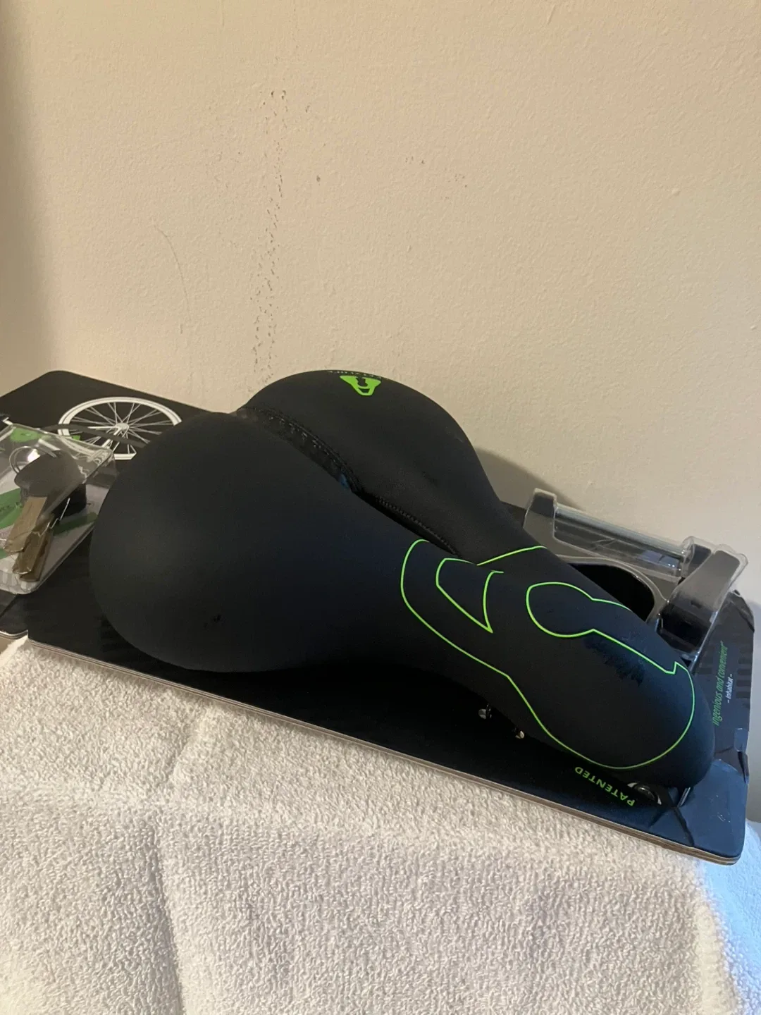 New Seatylock Lock & Seat - Bike Lock image indicator(3)