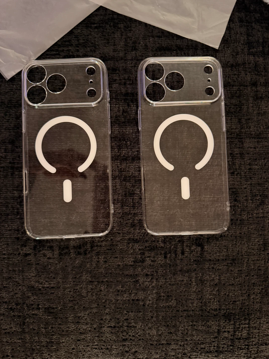 iPhone 17 Pro Max Clear Case - photo 2