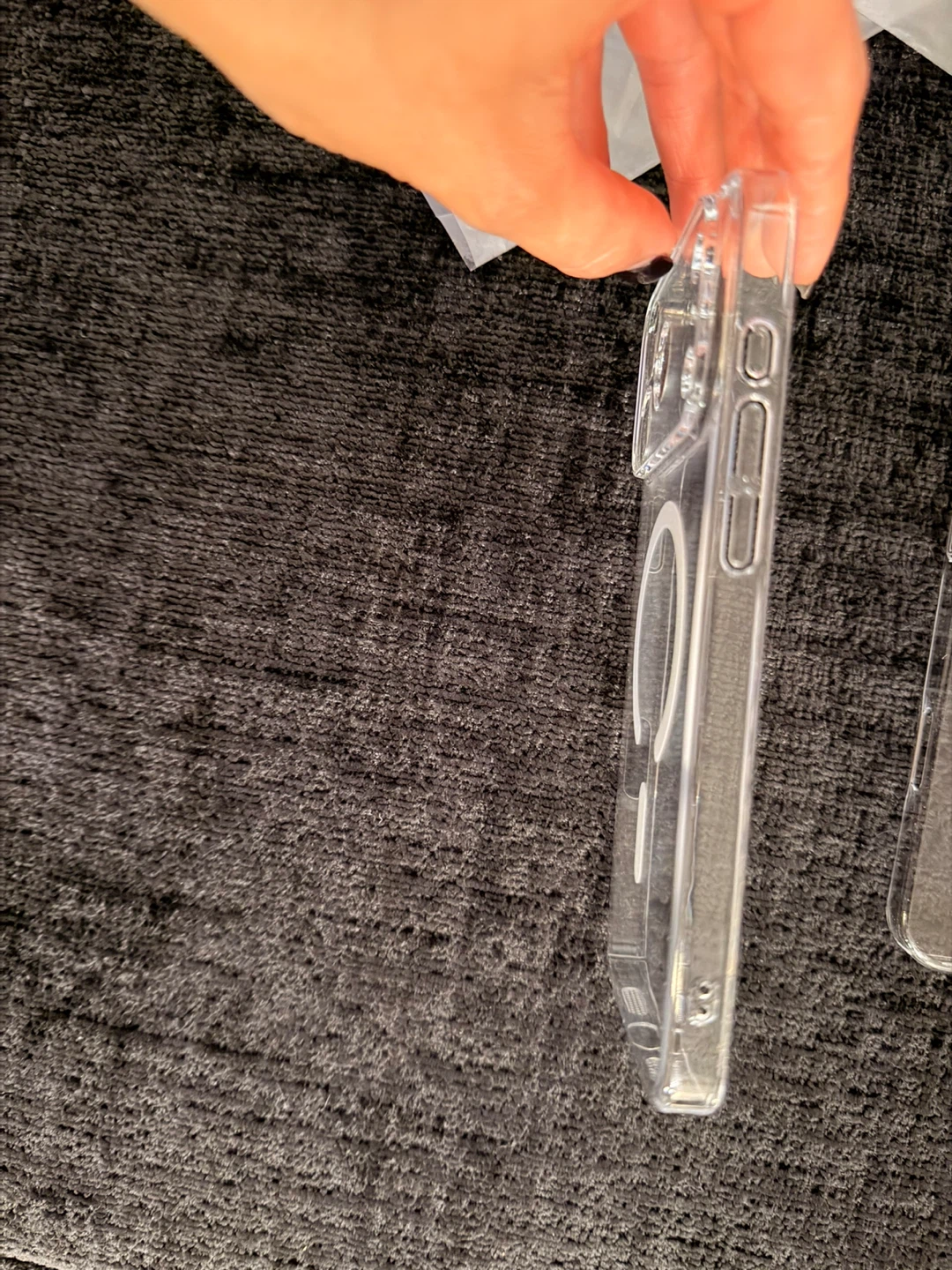 iPhone 17 Pro Max Clear Case - photo 3