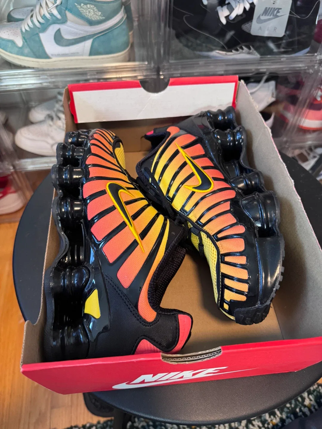 Nike Shox TL Sunrise image indicator(6)