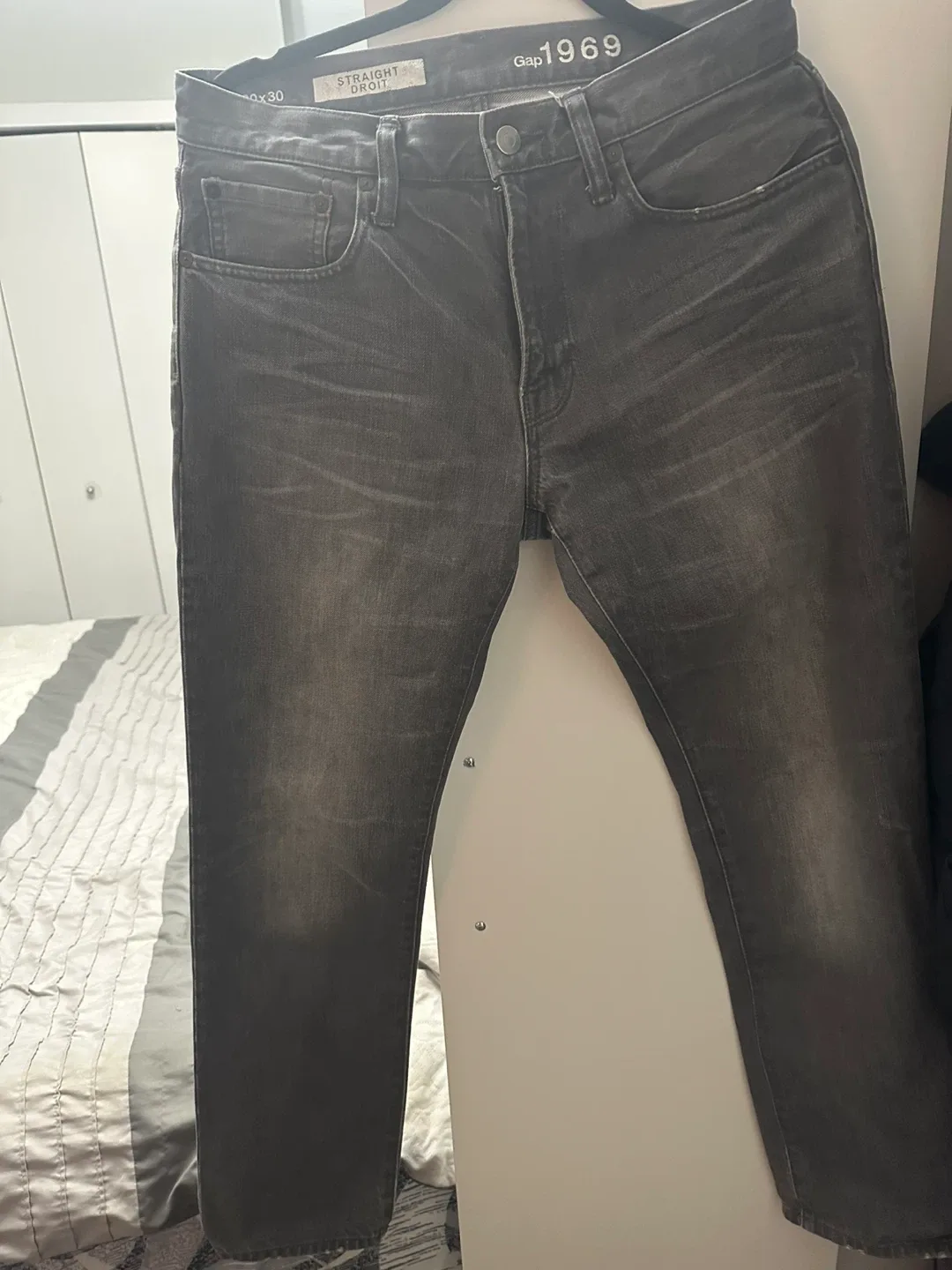 Gap 1969 Straight Fit Jeans 30x30 #cleanout