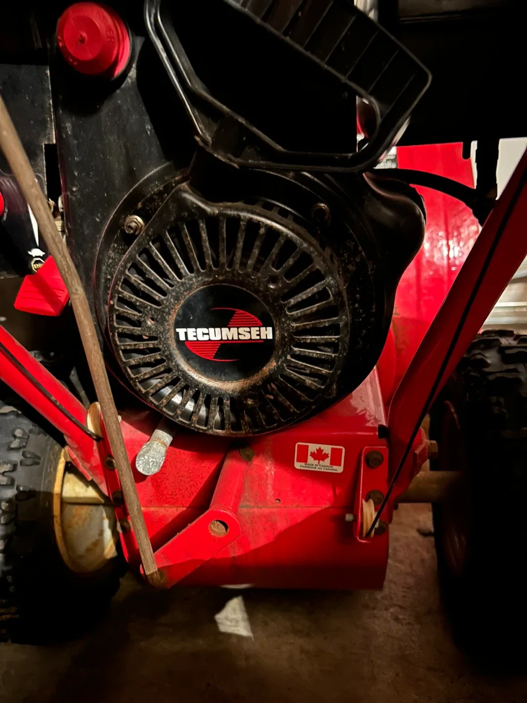 Yard Machines 8HP 24" Snowblower image indicator(2)