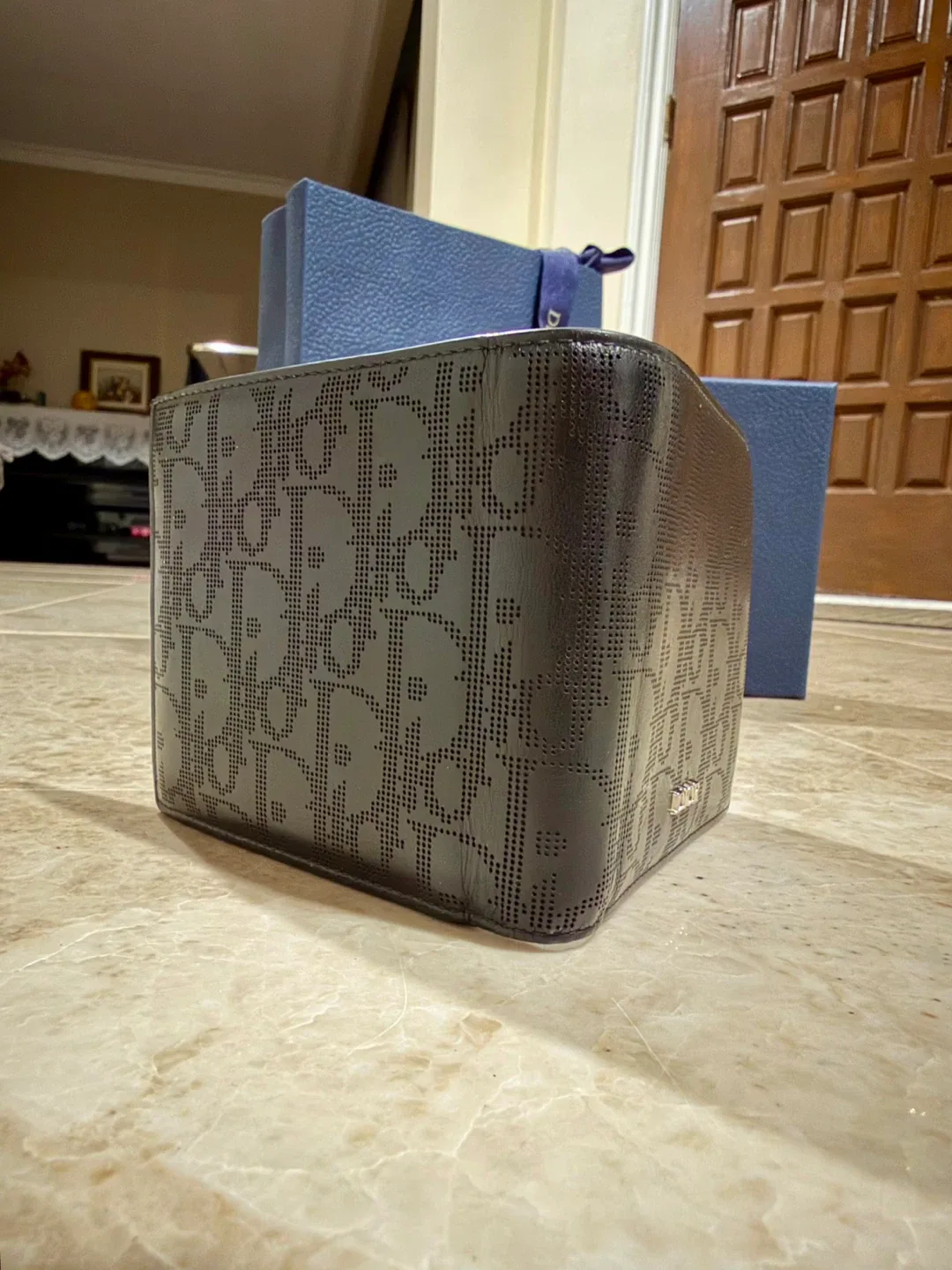 Dior Galaxy Leather Men's Wallet - Black (NEGOTIABLE) image indicator(5)