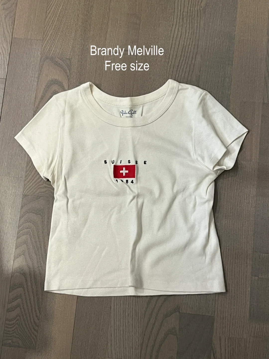 Brandy Melville Suiss T-Shirt - Free Size #Cleanout