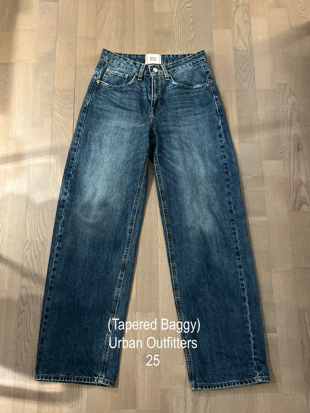 Urban Outfitters Bella Baggy Jeans - Size 25 #Cleanout