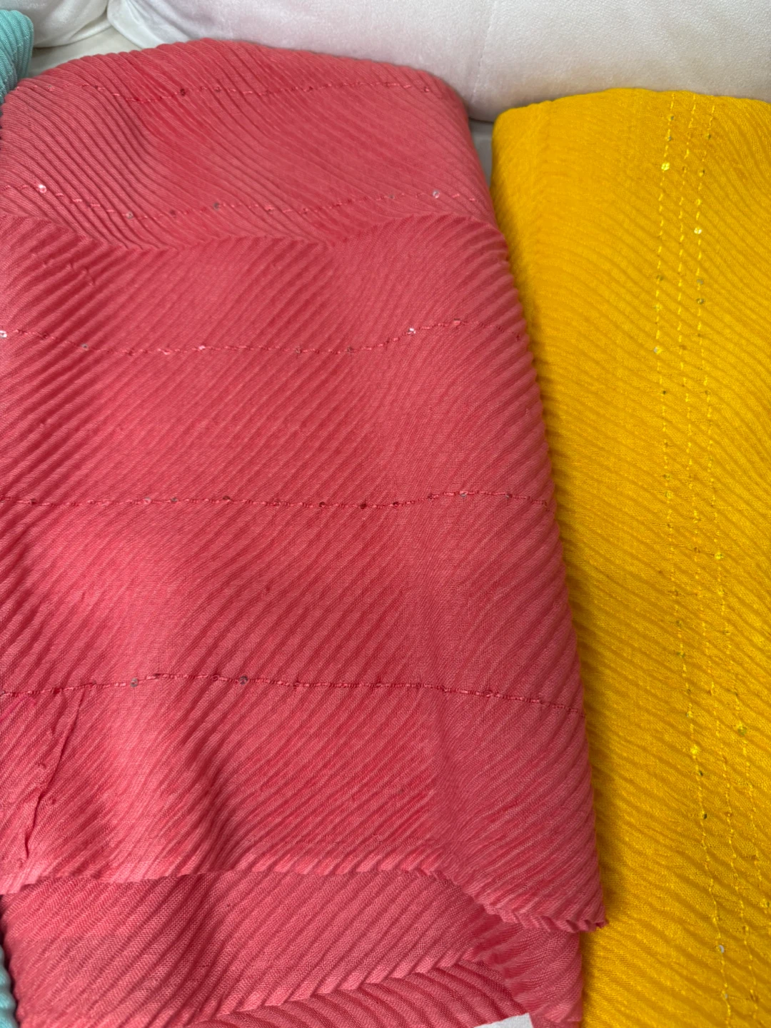 Colorful Pleated Fabric scarfs - photo 4