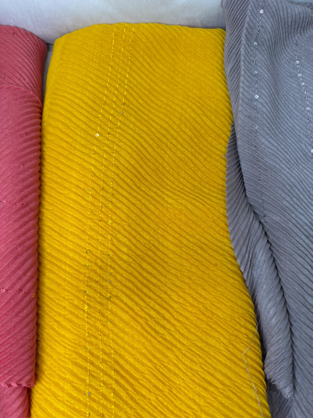 Colorful Pleated Fabric scarfs - photo 5