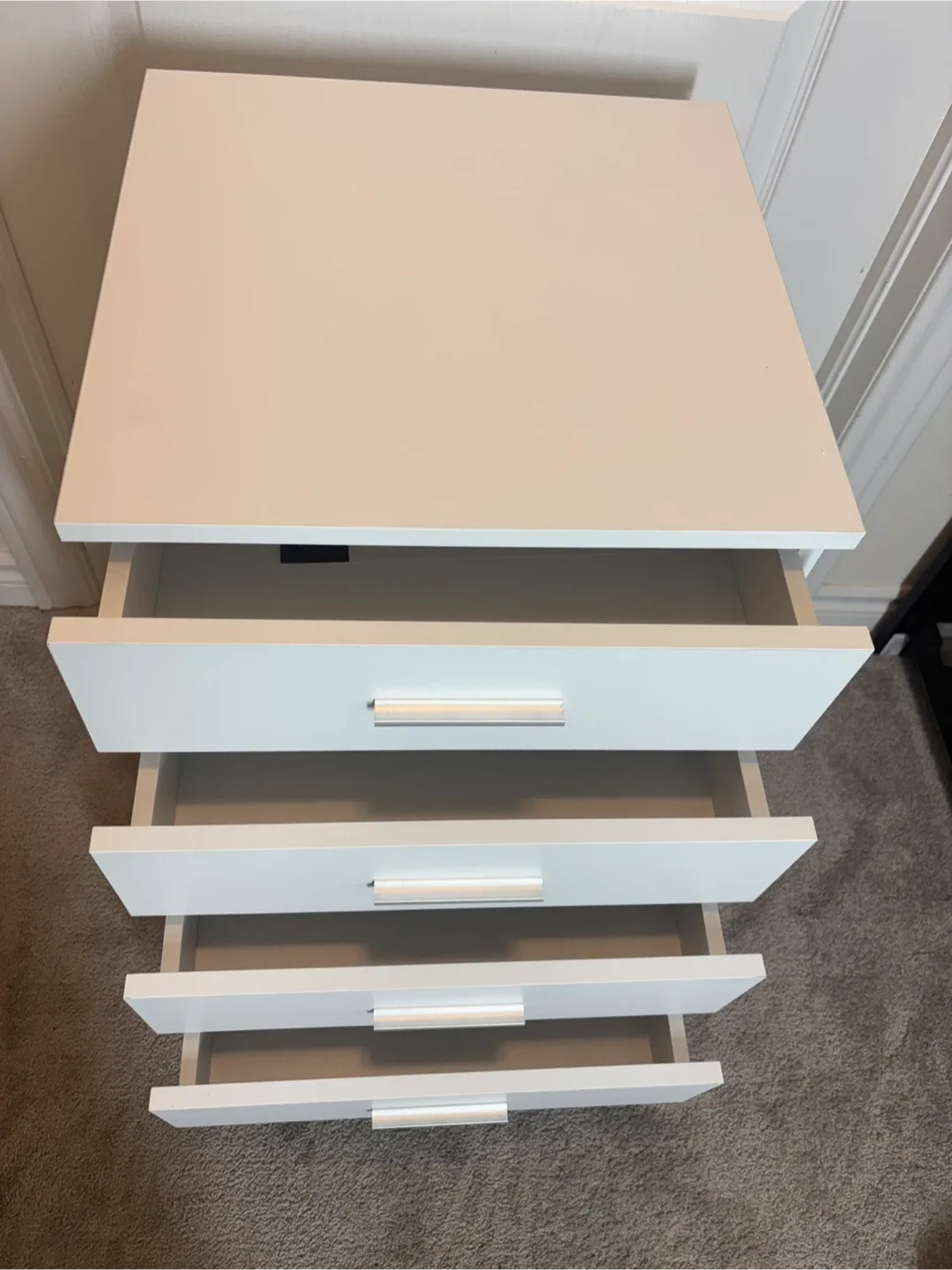 White File Cabinet with 5 Drawers image indicator(8)