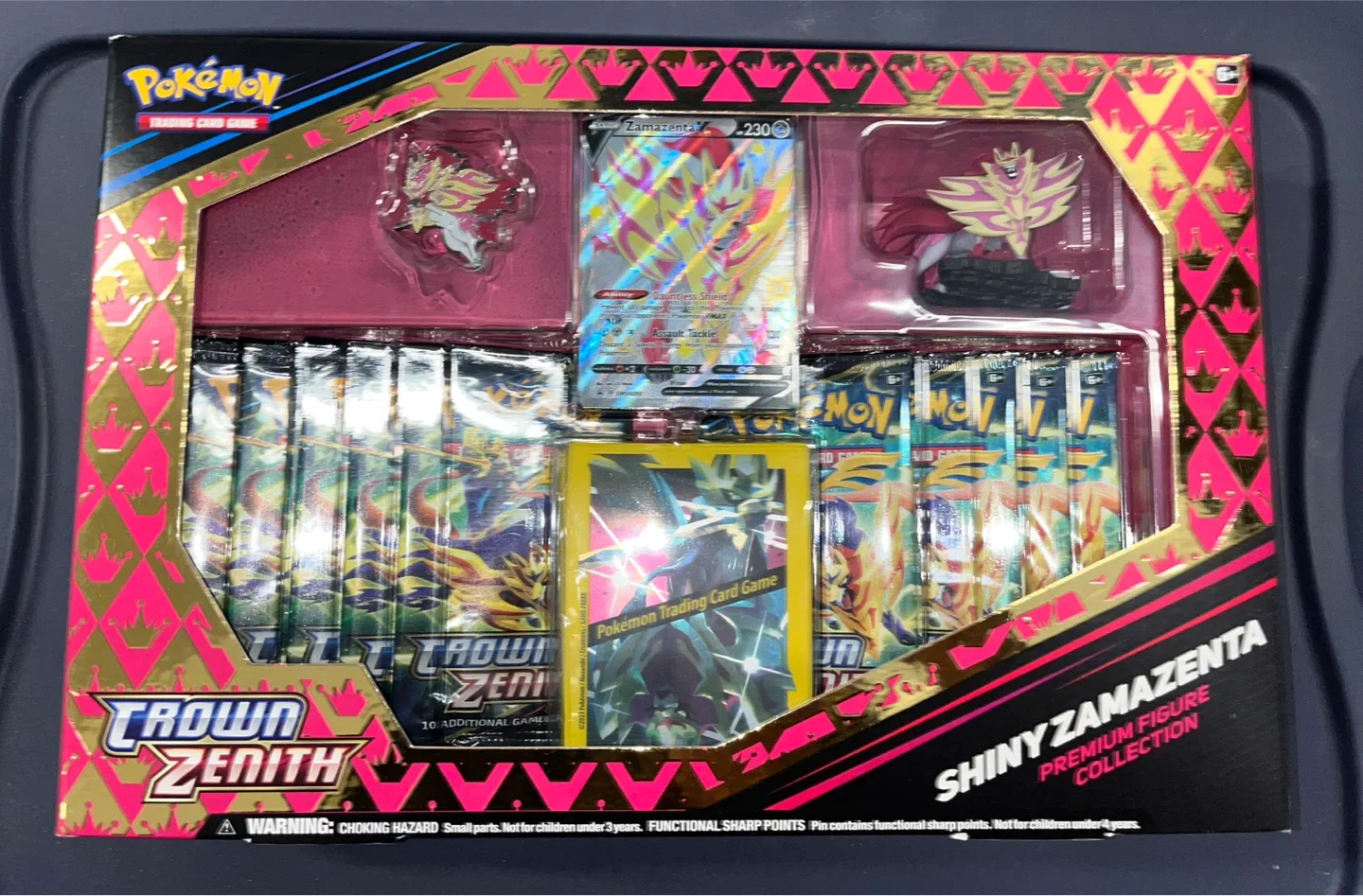 Pokémon Crown Zenith Shiny Zamazenta Zacian Premium Figure