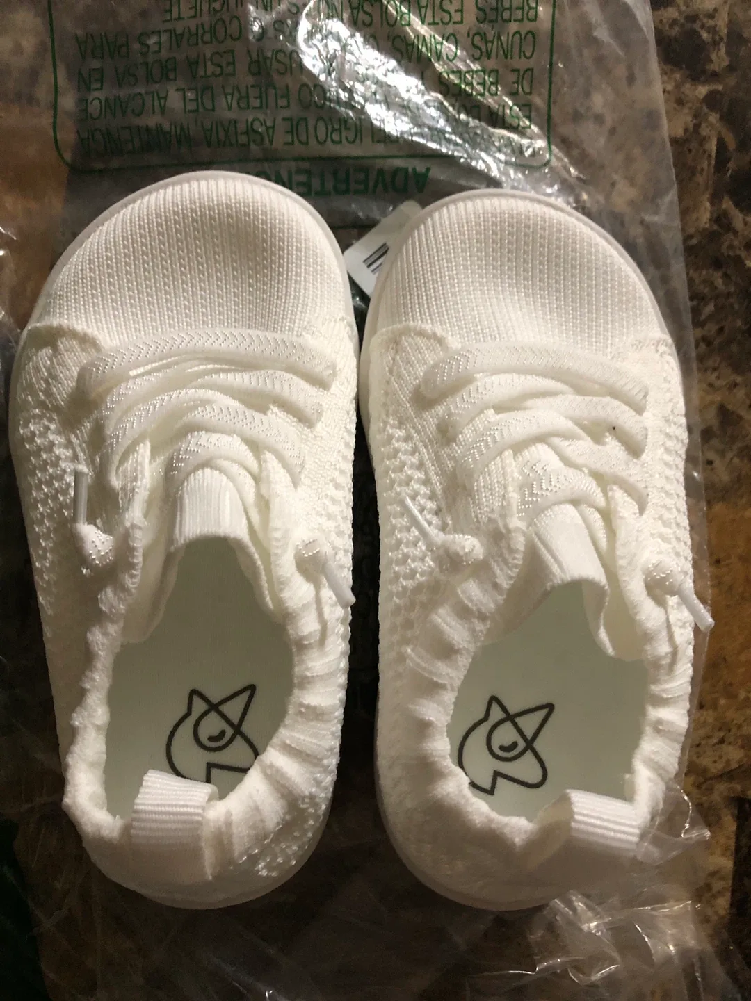 White Baby Shoes - Size 26 (New)