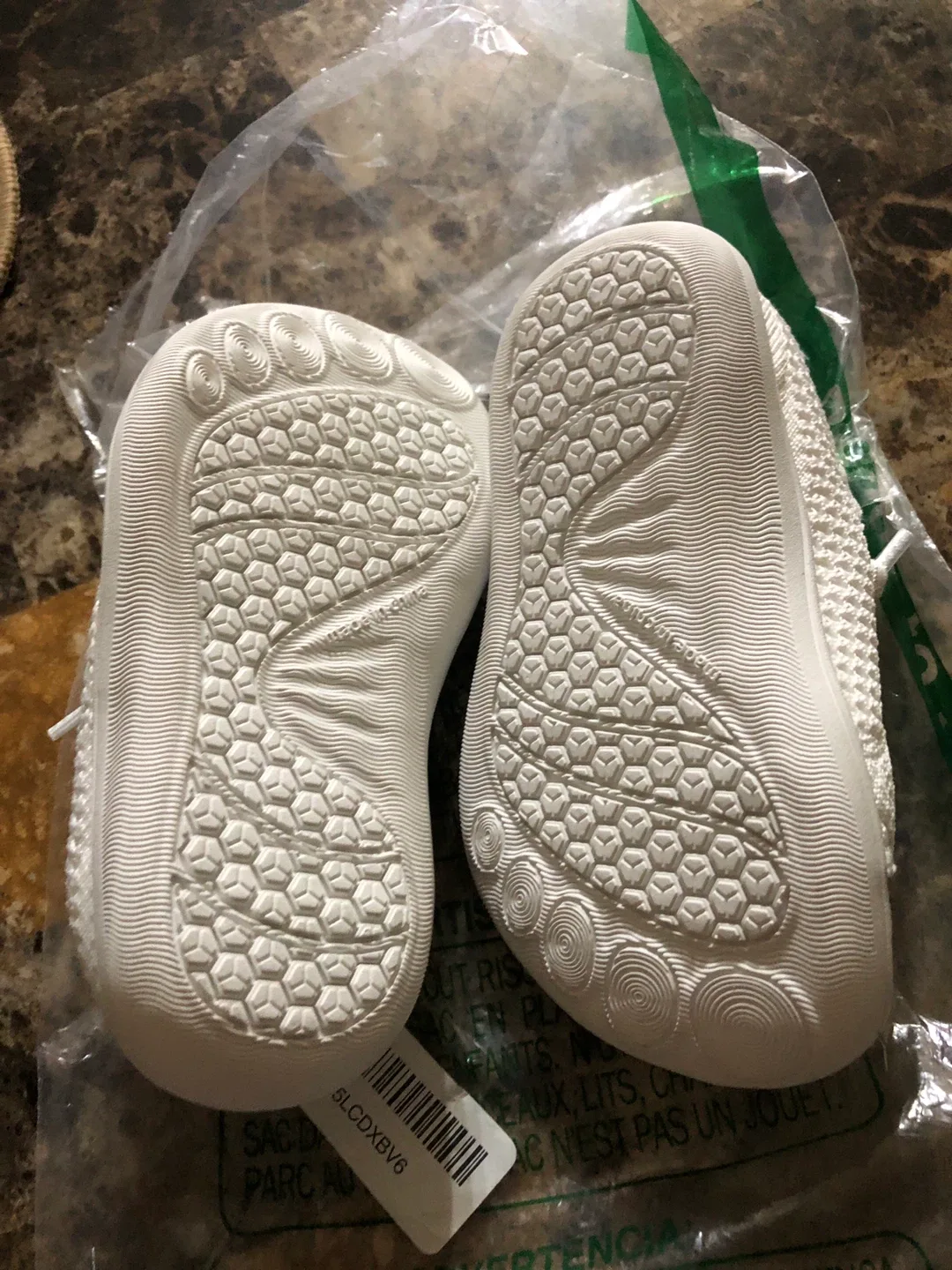 White Baby Shoes - Size 26 (New) image indicator(4)