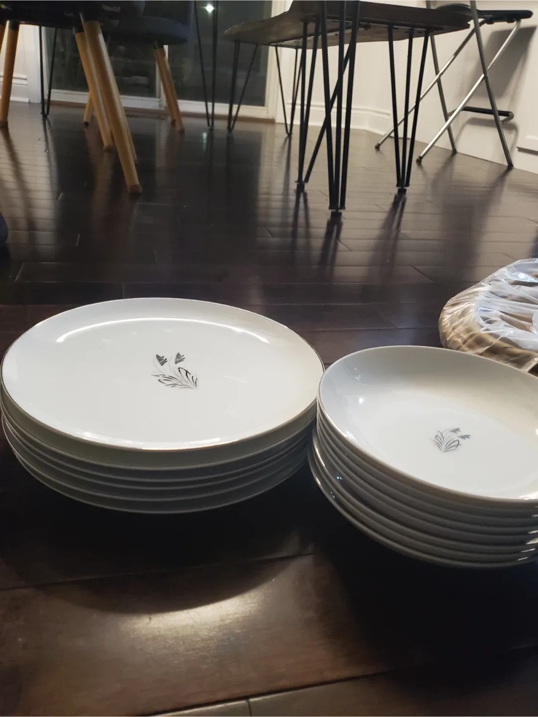 Dishes plates set #cleanout