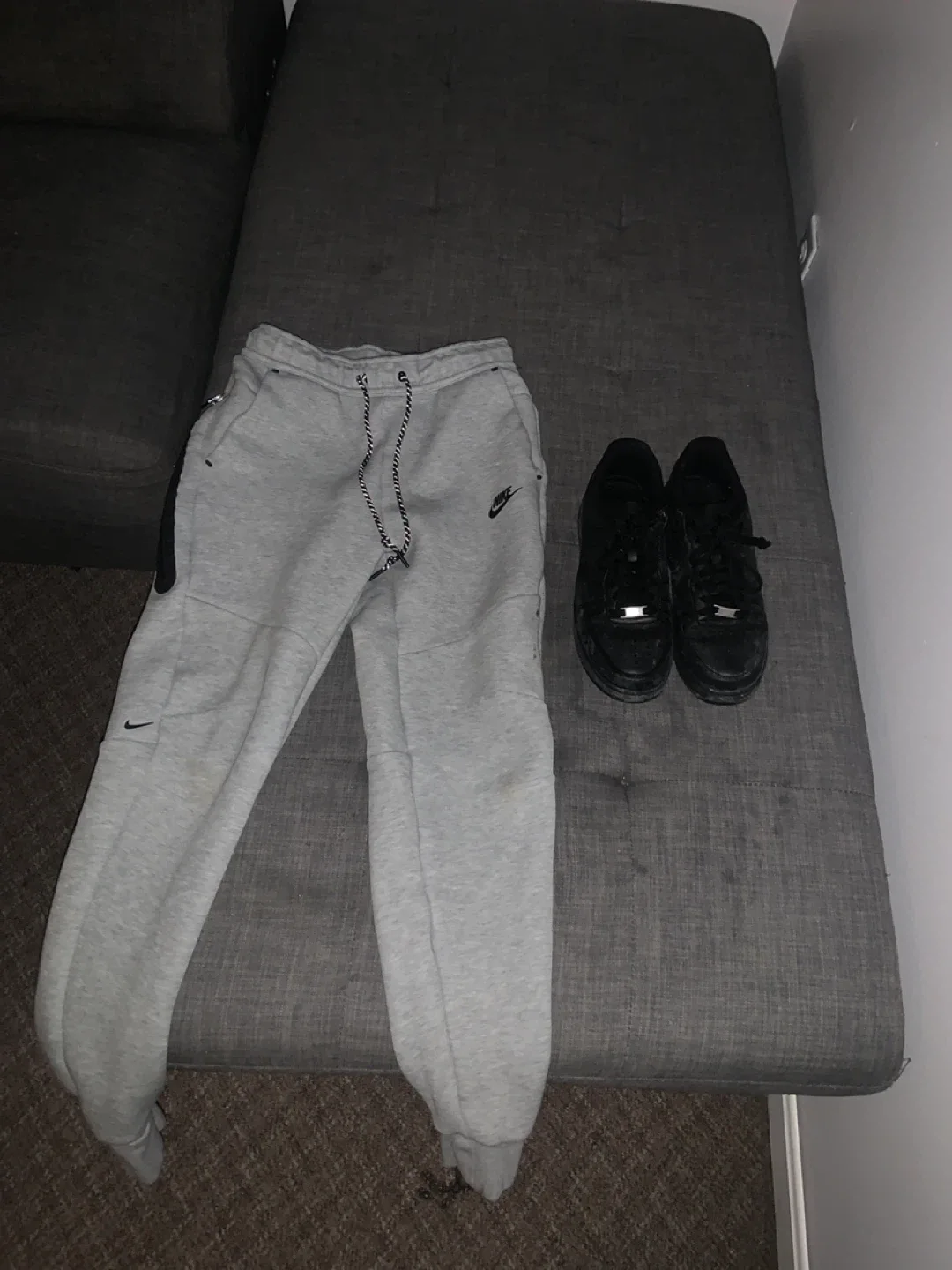 Nike Tech Fleece Grey Joggers & Air Force 1s