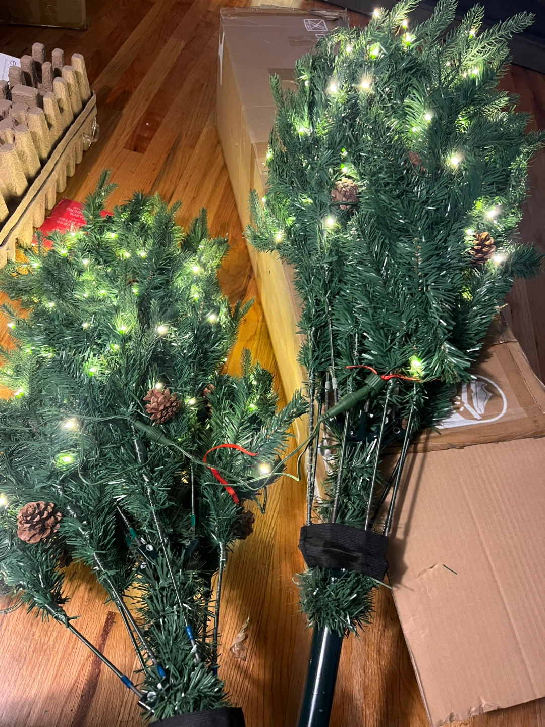 Gymax Pre-lit 7' Premium Spruce Artificial Christmas Tree - photo 2