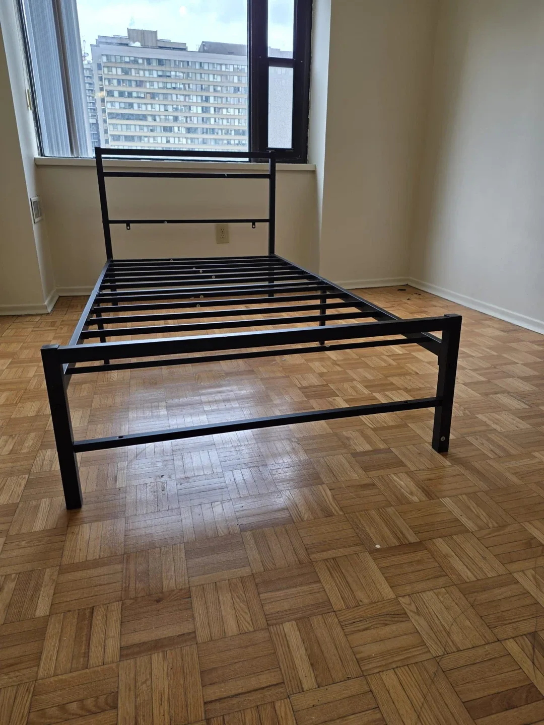 Metal Twin Bed Frame - Black image indicator(2)