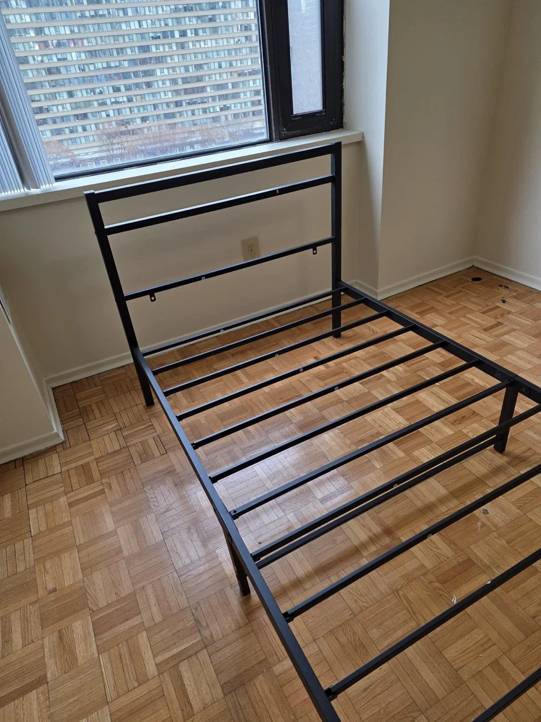 Metal Twin Bed Frame - Black image indicator(3)