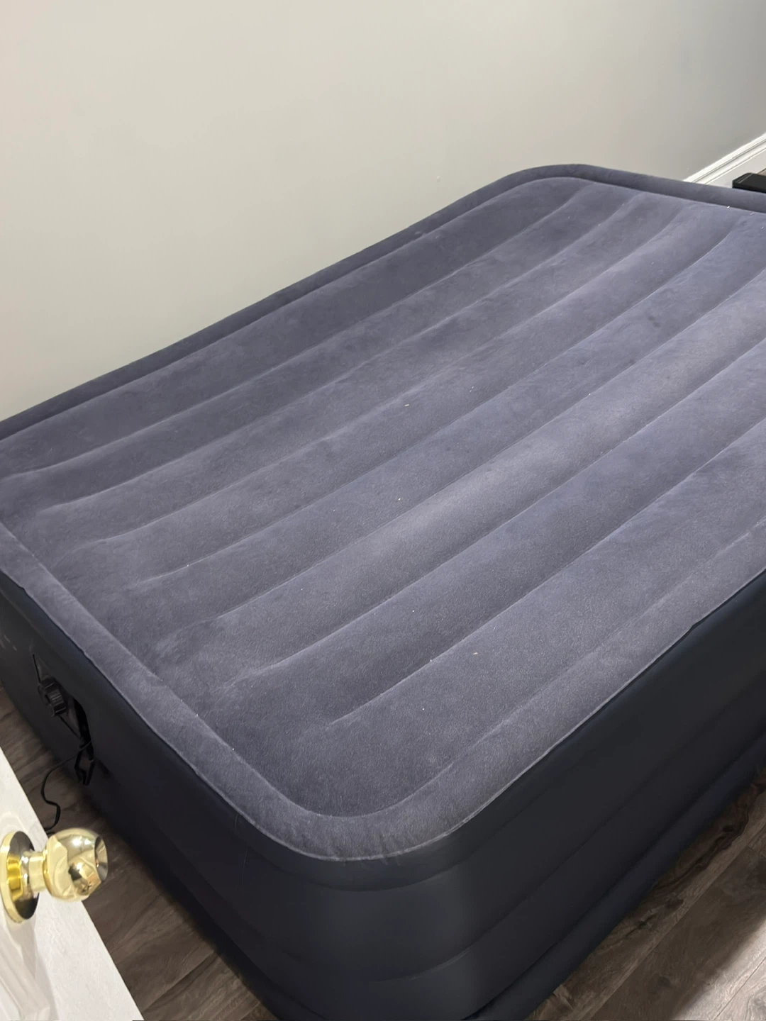 Intex Inflatable Air Mattress - Queen Size