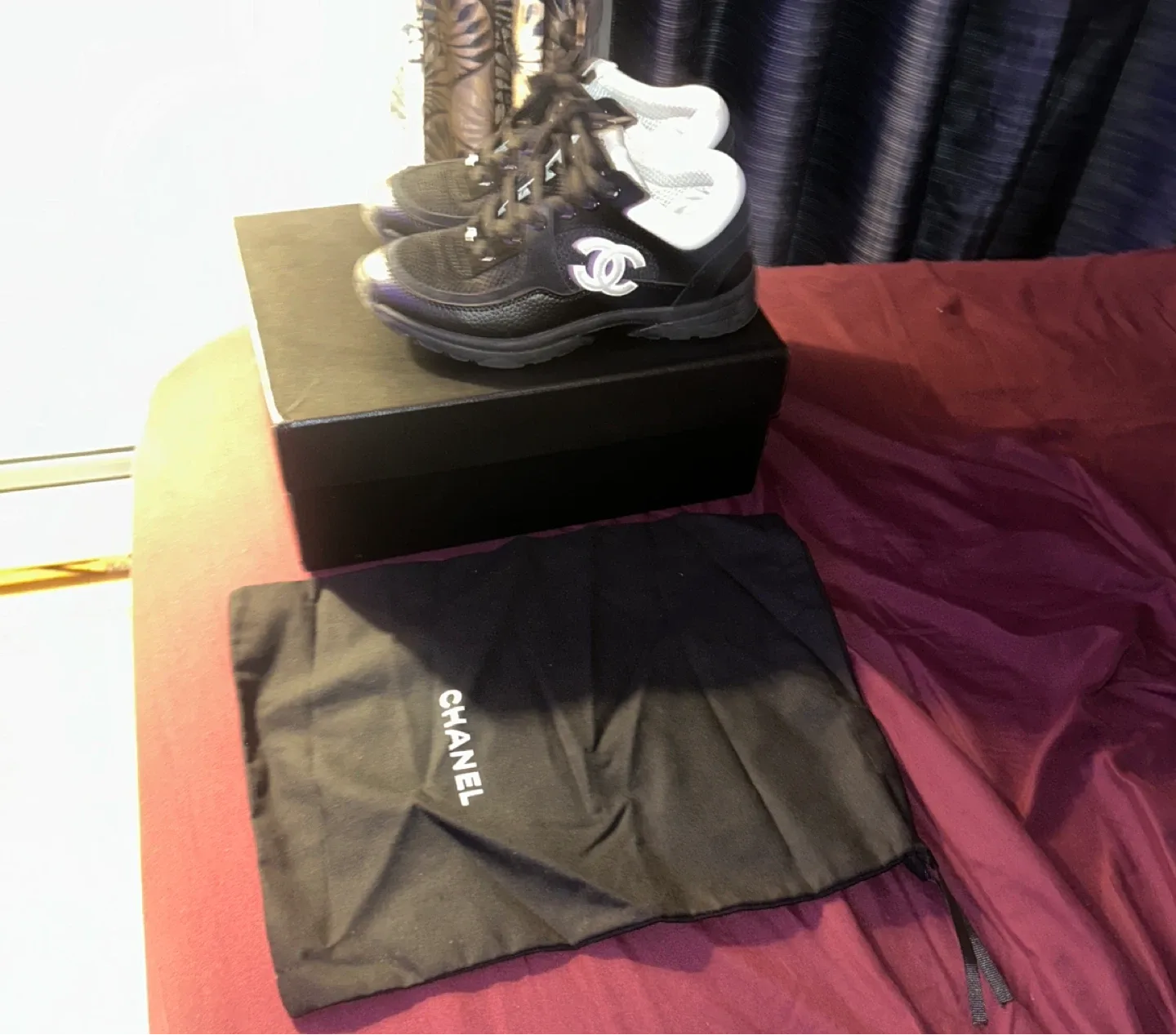 Chanel Sneakers Black/White Size 38 image indicator(3)