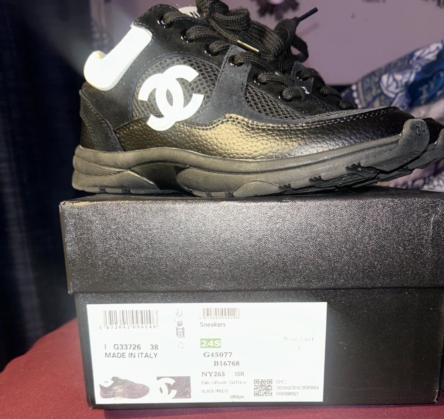 Chanel Sneakers Black/White Size 38 image indicator(2)