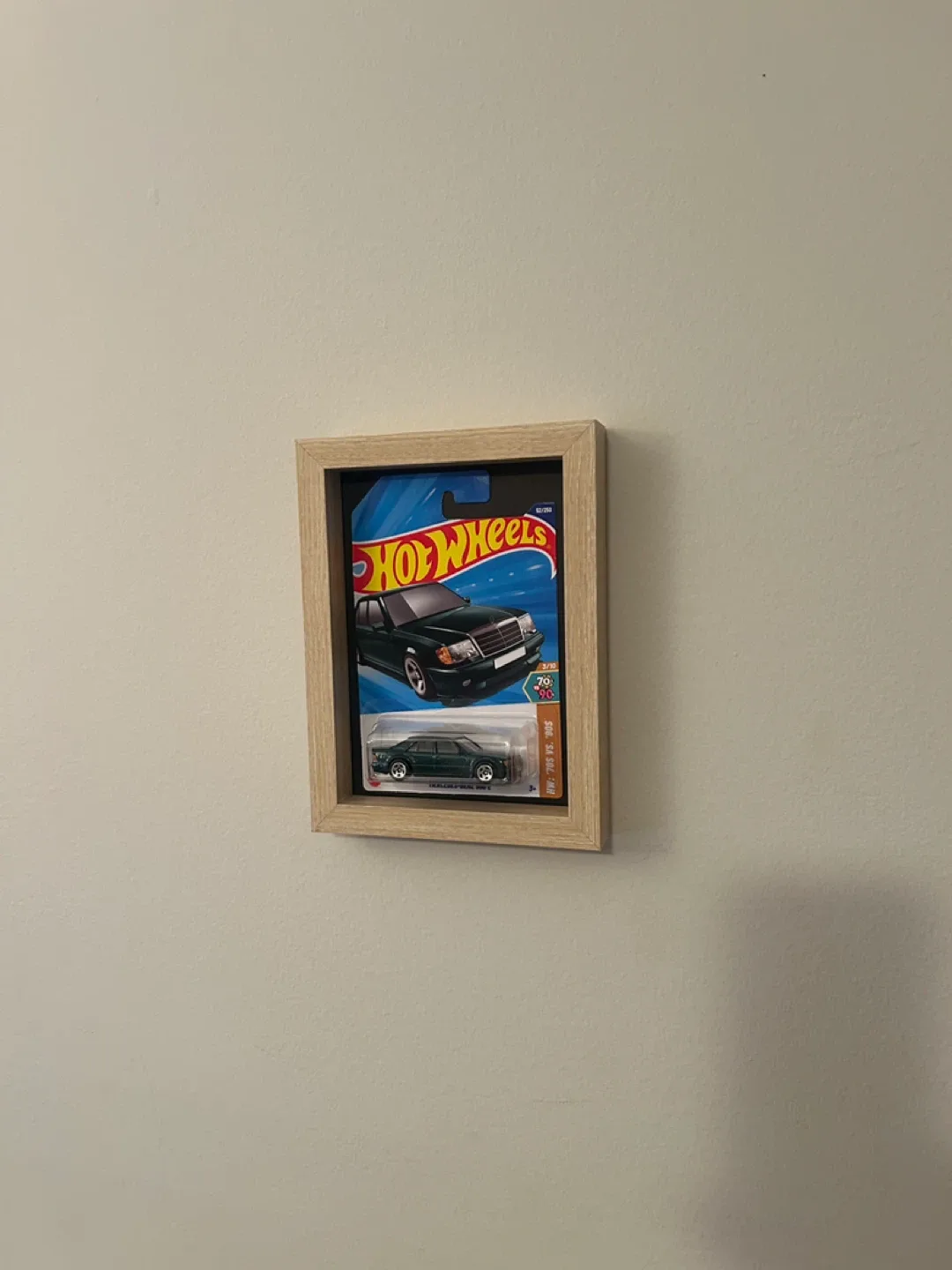 Framed Hot Wheels Mercedes-Benz 500E image indicator(3)