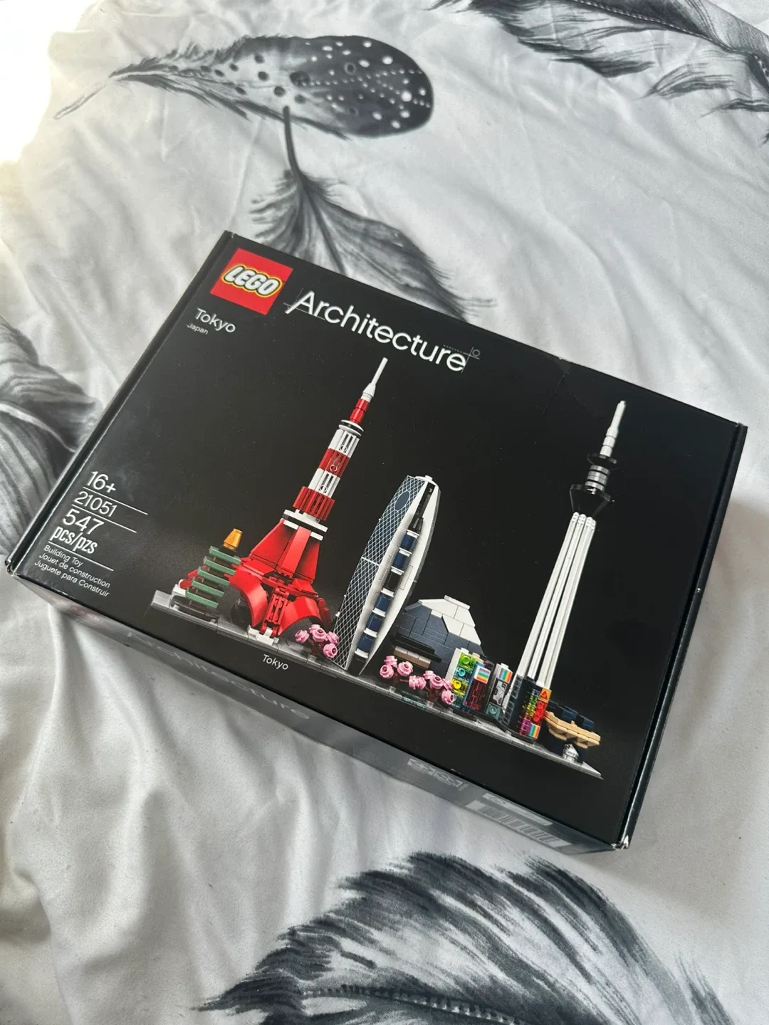 LEGO Architecture Tokyo 21051 - New in Box!