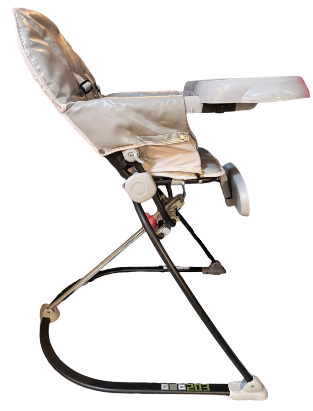 Guzzie + Guss 203 Reclining Highchair - photo 3