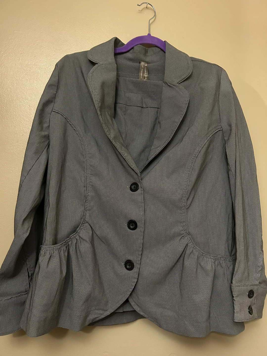 Penningtons Woman’s Black & White Blazer size 16 - photo 3