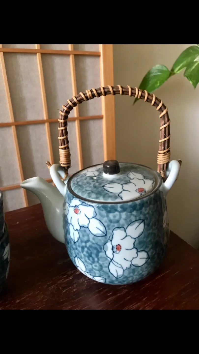 Gorgeous Tea Set with box - Japanese Cherry Blossom Design image indicator(2)