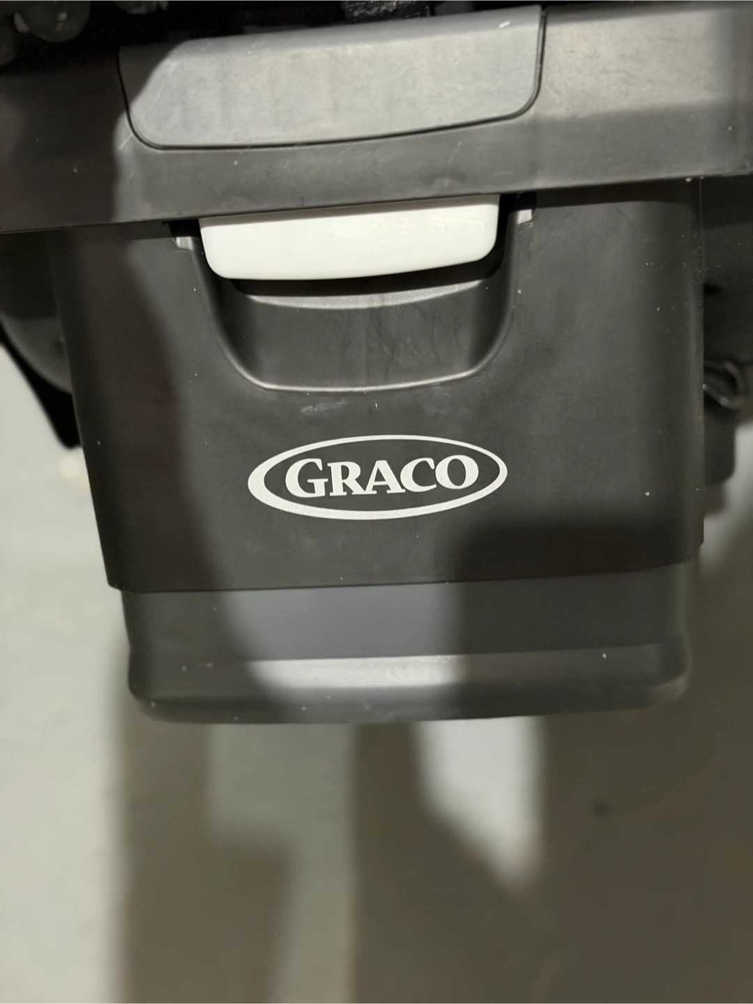Graco SnugRide SnugLock 35 Infant Car Seat - photo 2