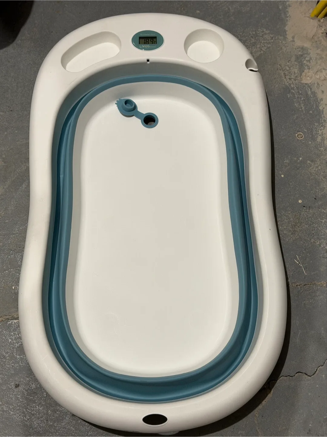 Living Basics Baby Bathtub