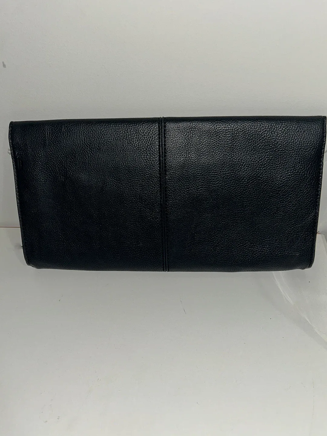 BCBG Clutch image indicator(2)