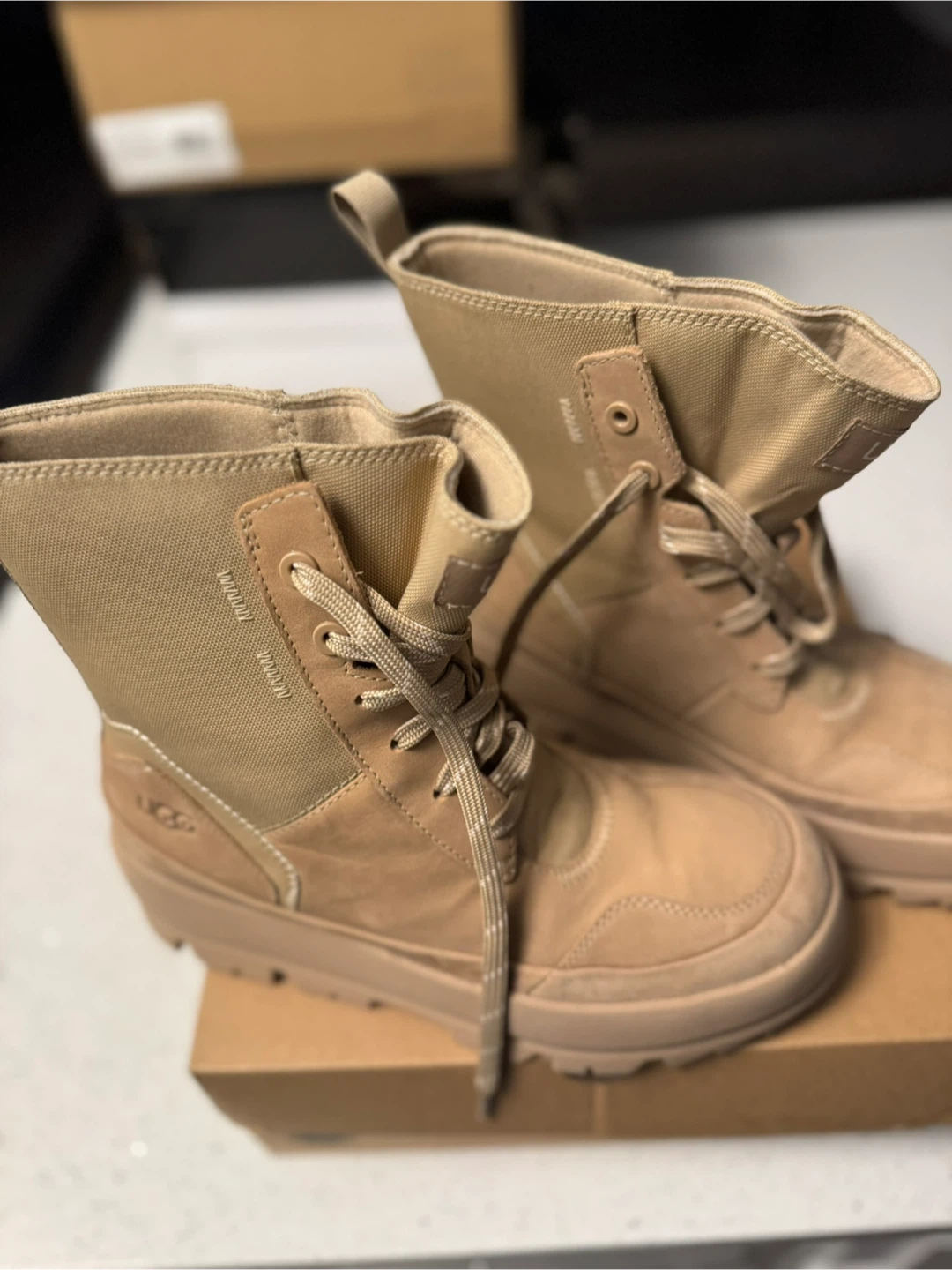 UGG Biltmore Boots Size 6 - photo 2