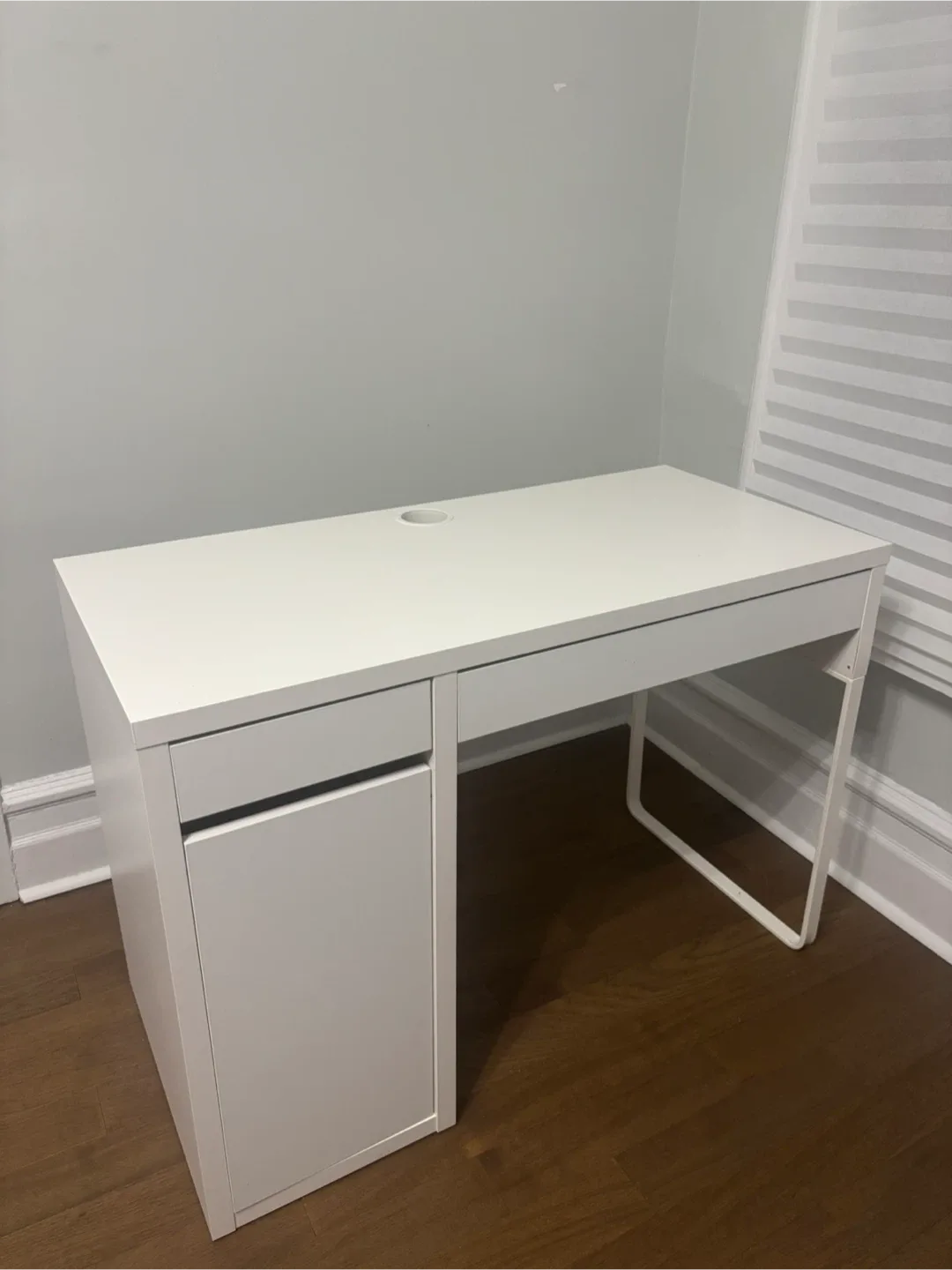 IKEA MICKE White Desk with Drawer