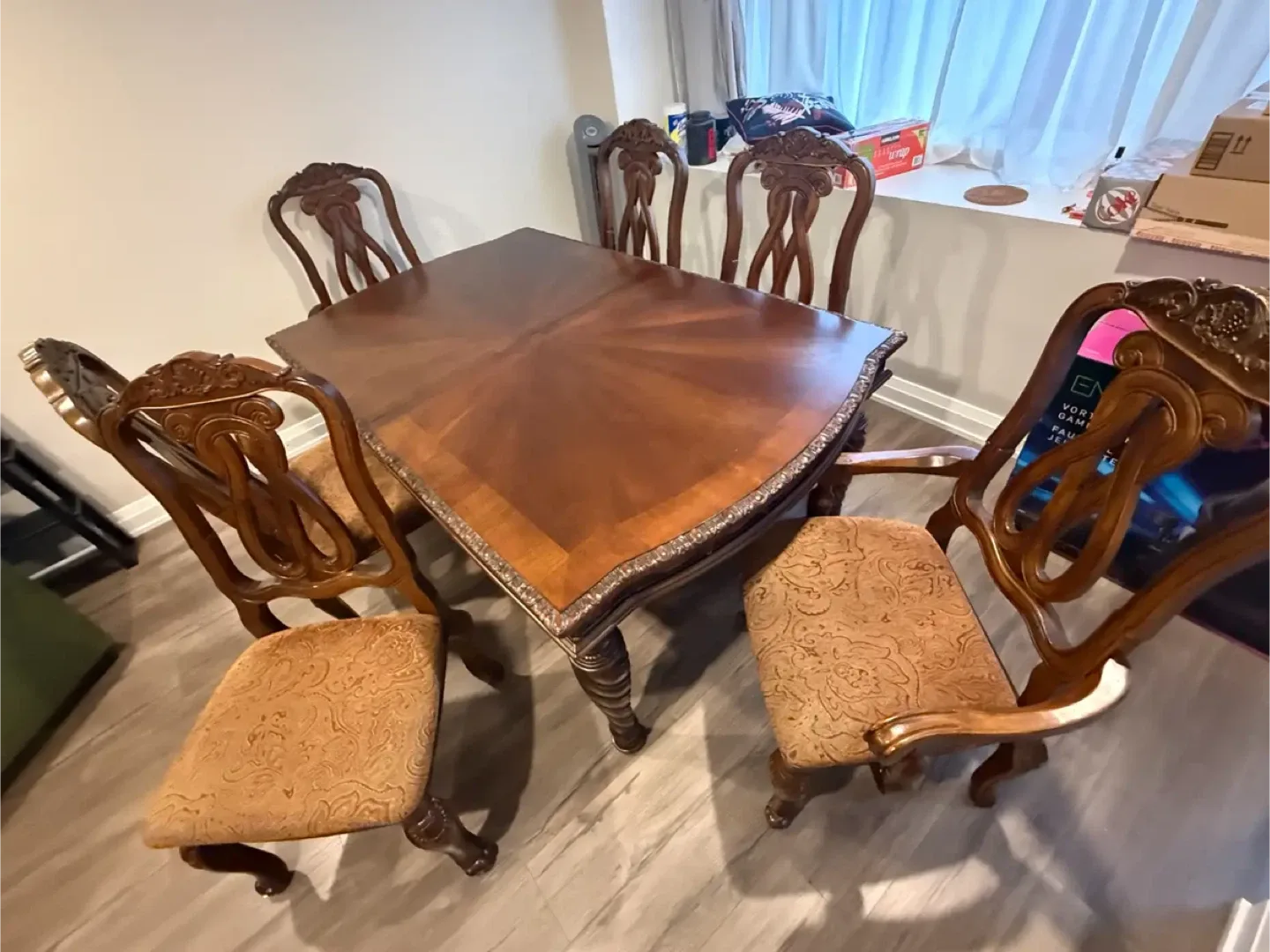 Ornate Dining Table with Six Chairs image indicator(4)