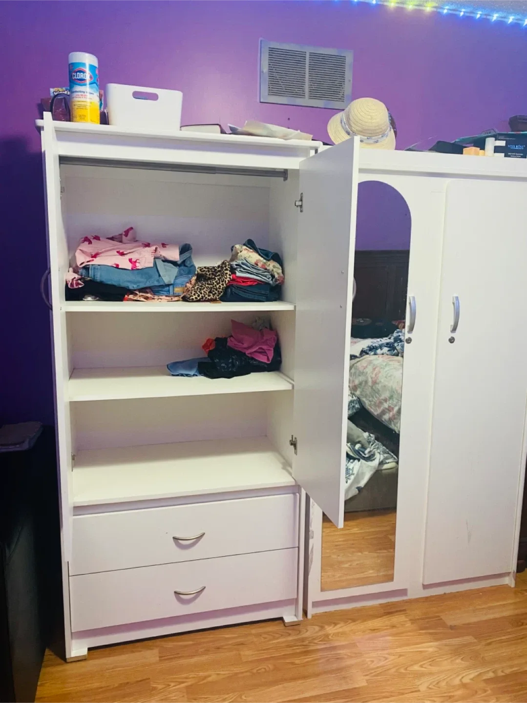 White Wardrobe with 2 Drawers image indicator(2)