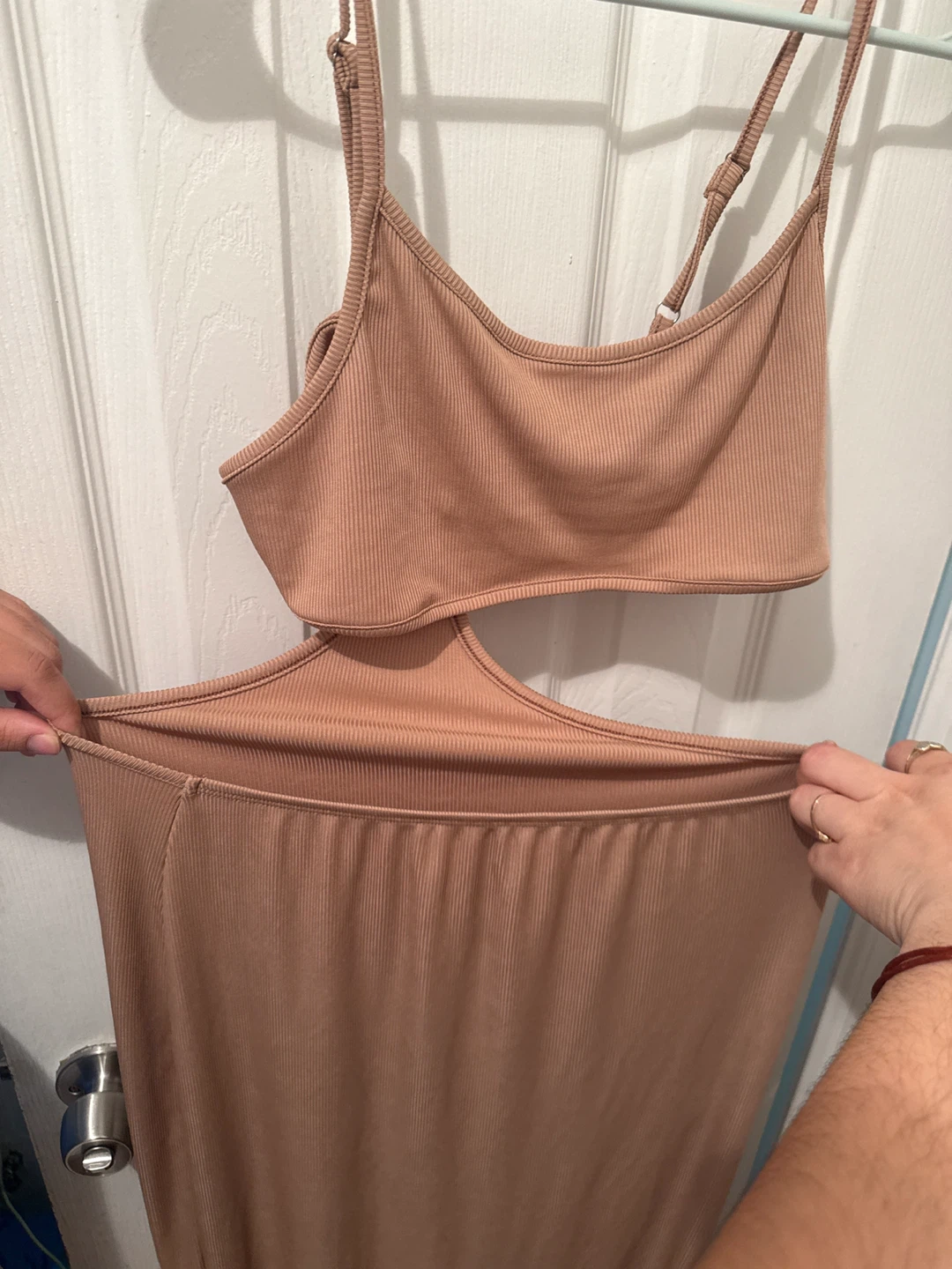 Tan Cutout Maxi Dress - photo 2
