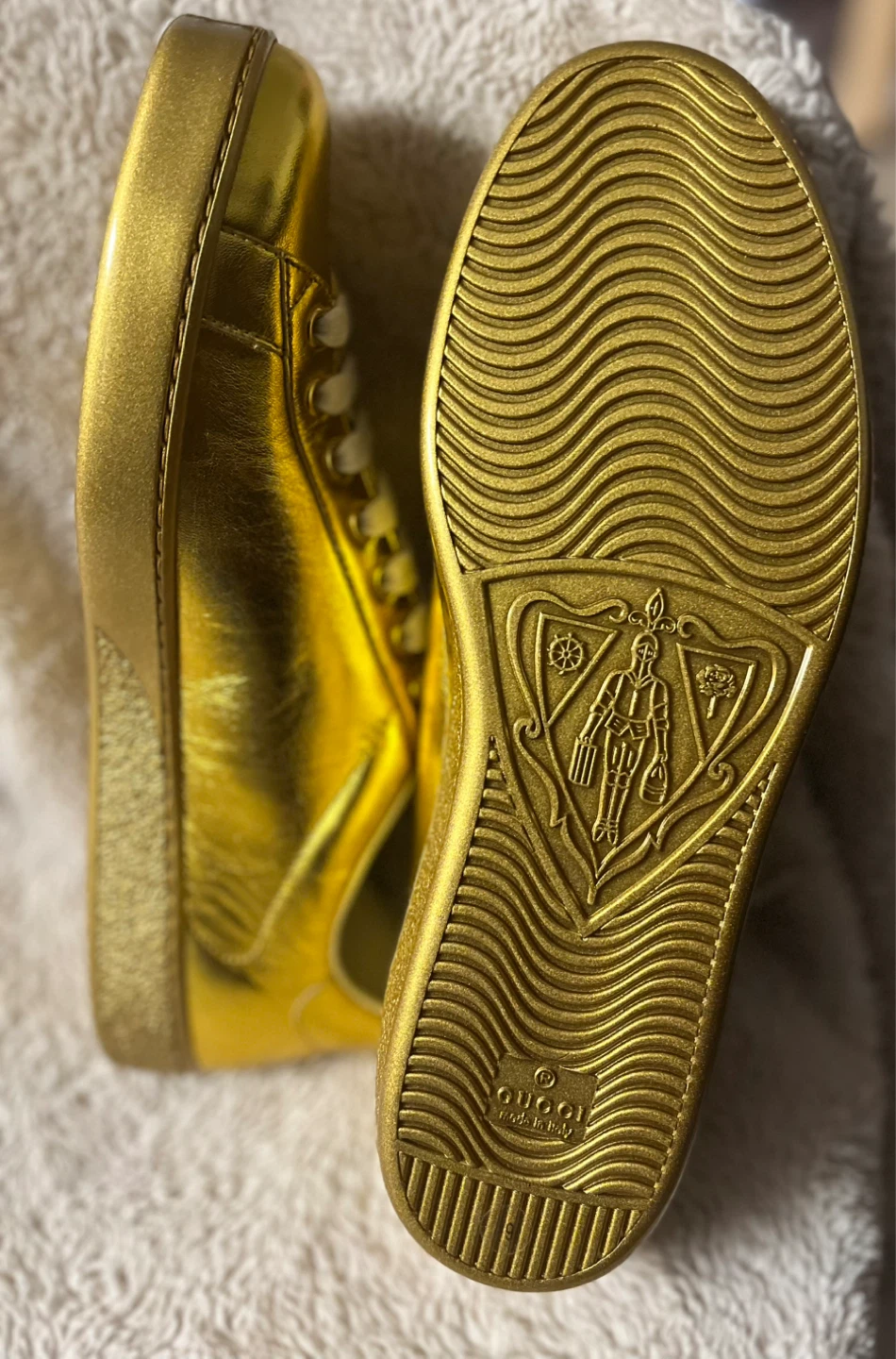 Gucci Gold Leather Sneakers - photo 2