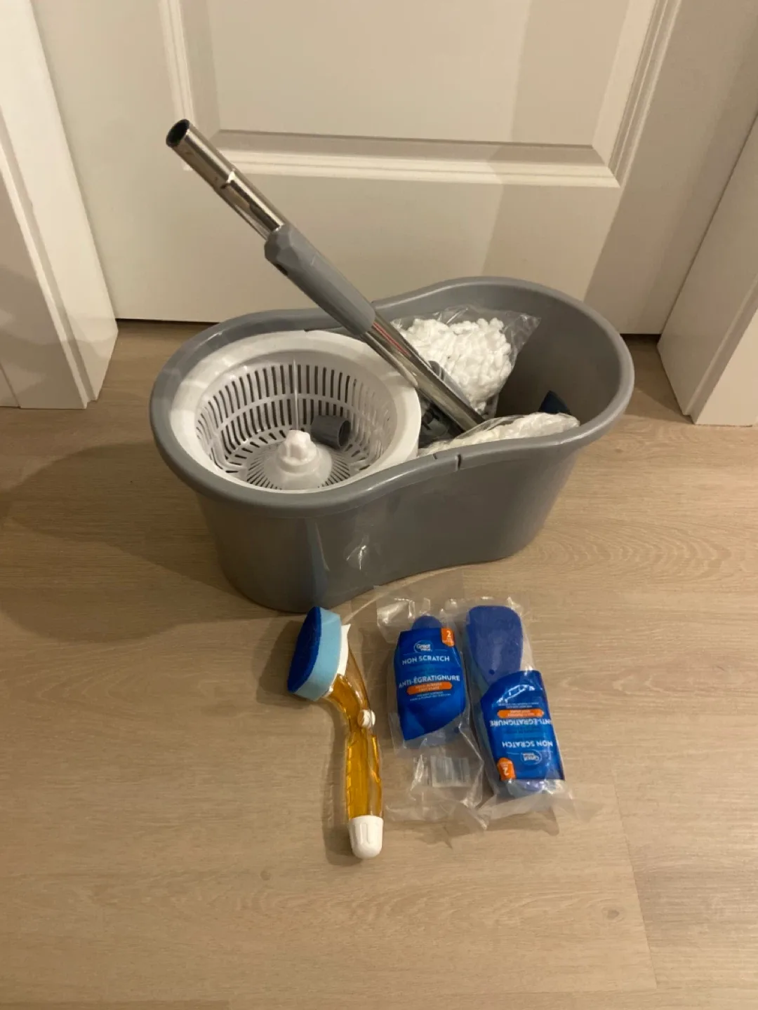 Spin Mop Bucket Set - New image indicator(2)